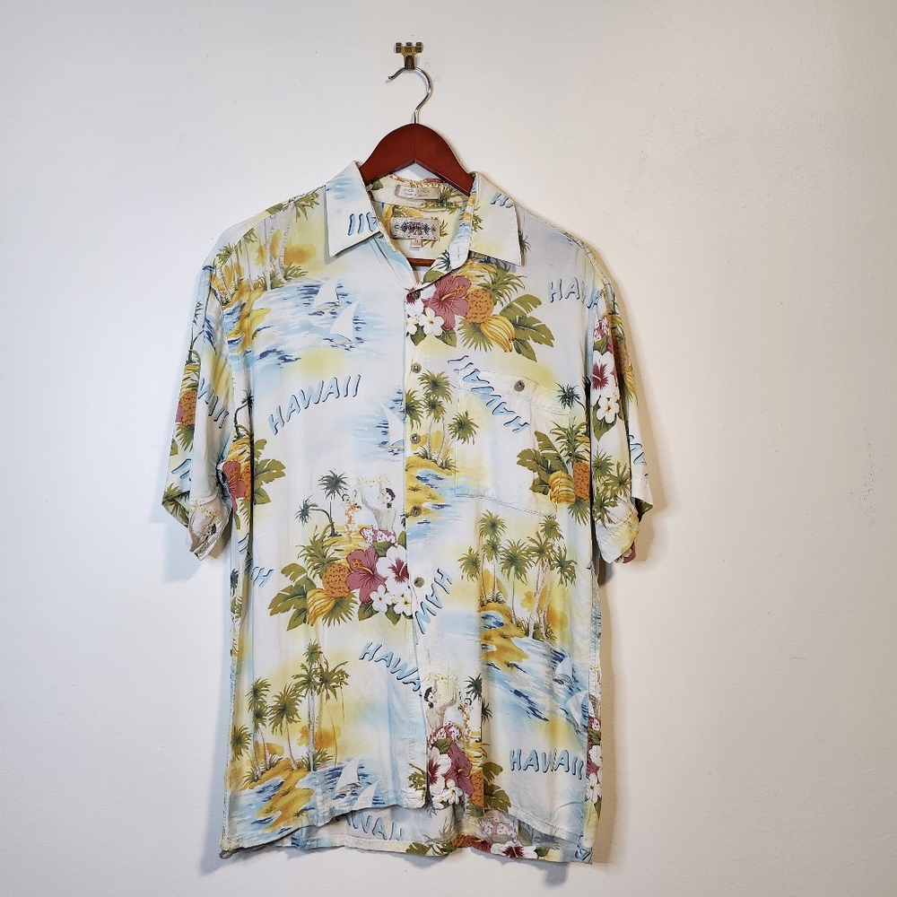 Vintage Hawaii Button Down Short Sleeve Shirt